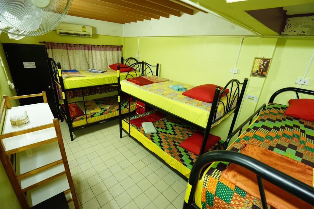 Diva Guesthouse Чиангмай Екстериор снимка