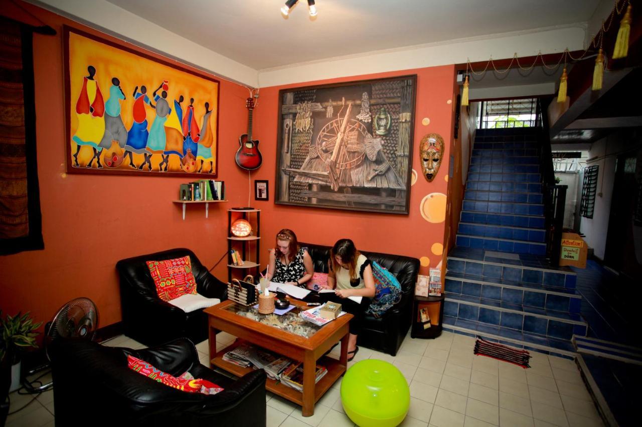 Diva Guesthouse Чиангмай Екстериор снимка